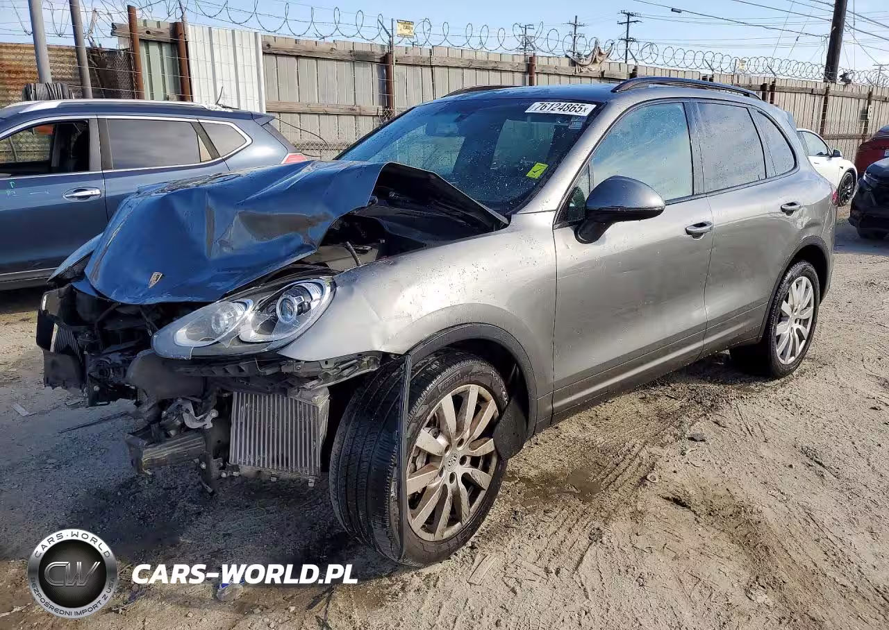 2016 Porsche Cayenne S