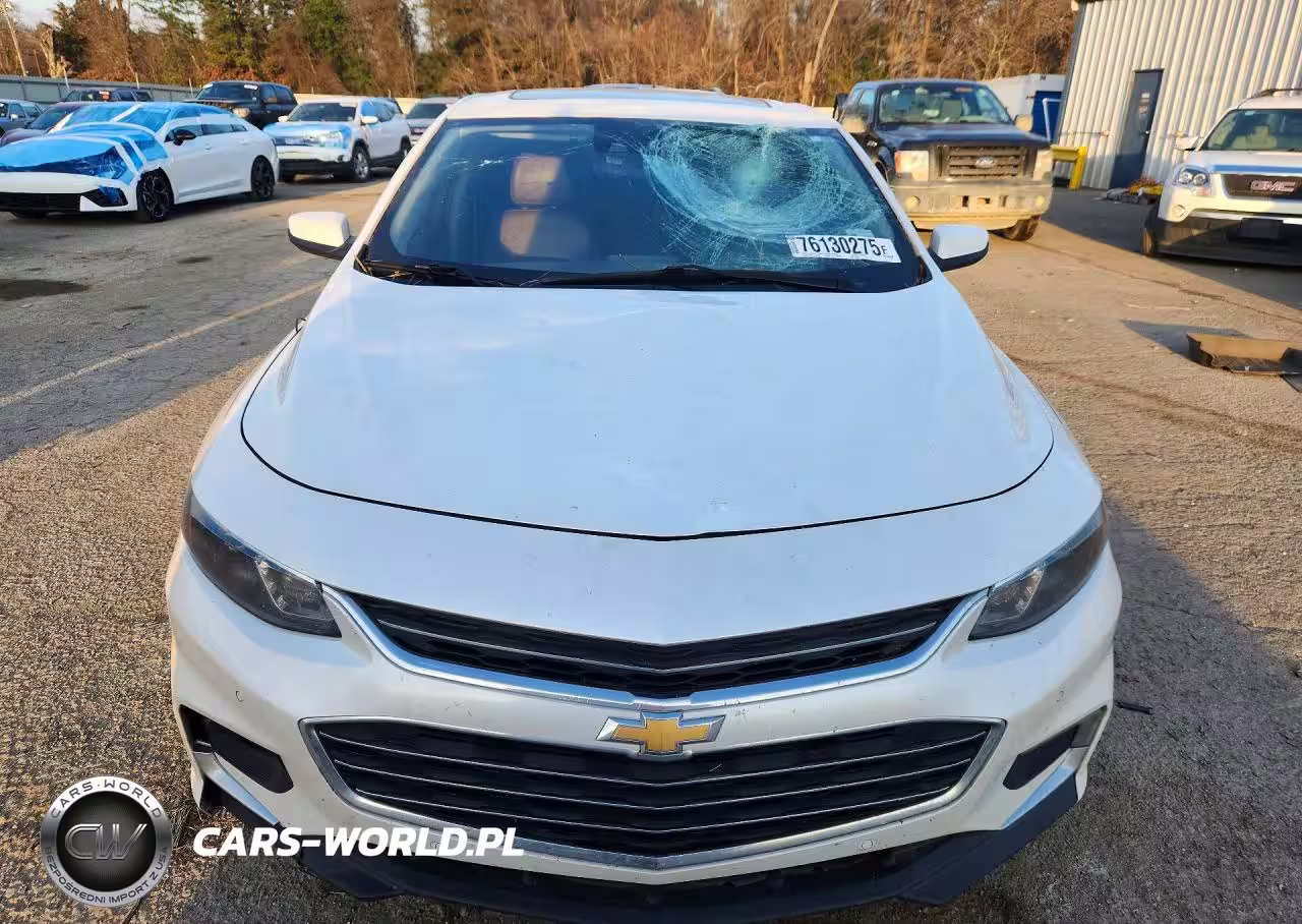 2018 Chevrolet Malibu Premier VIN:1G1ZE5SX5JF178901 - 5