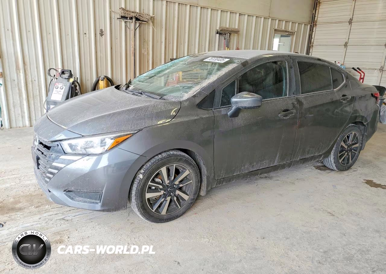 2025 Nissan Versa Sv