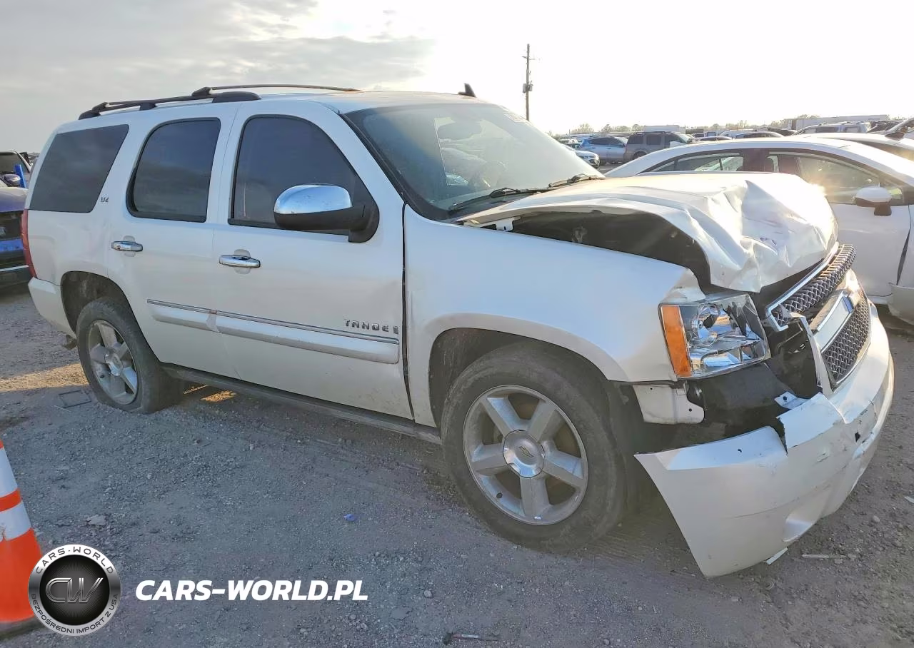 2008 Chev Tahoe VIN:1GNFC13J58R209597 - 4