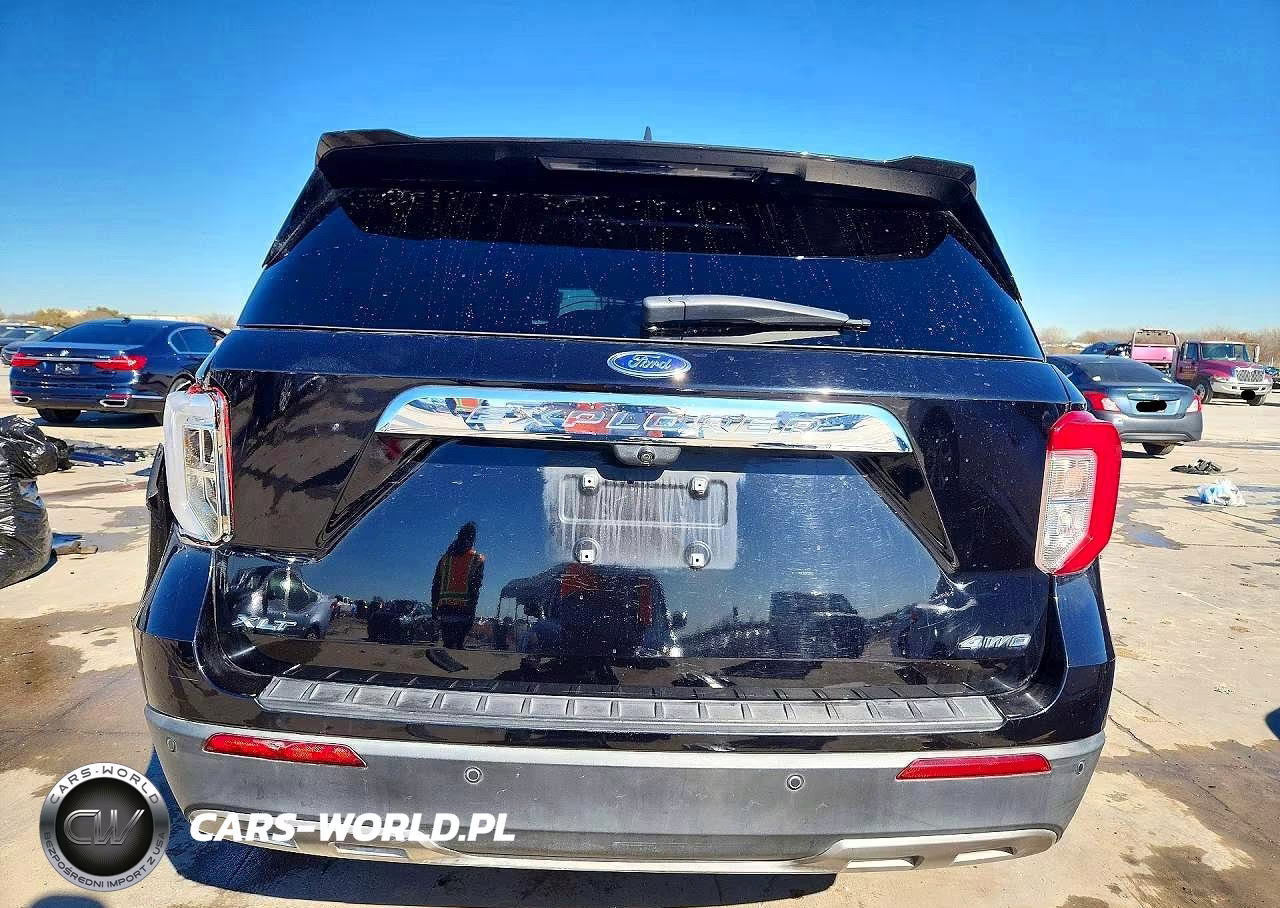 2021 Ford Explorer Xlt VIN:1FMSK8DH3MGA00696 - 6