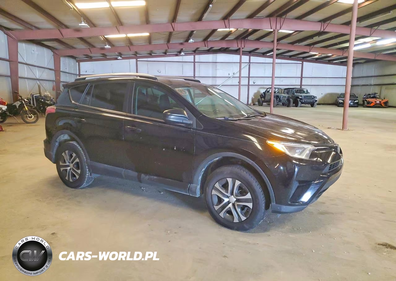 2018 Toyota Rav4 Le VIN:2T3ZFREV4JW518303 - 4