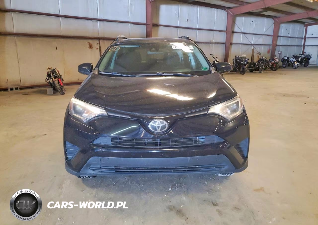2018 Toyota Rav4 Le VIN:2T3ZFREV4JW518303 - 5