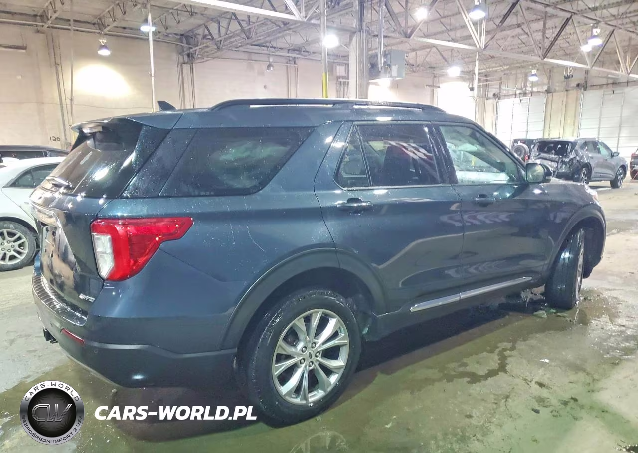 2024 Ford Explorer Xlt VIN:1FMSK8DH7RGA20943 - 3