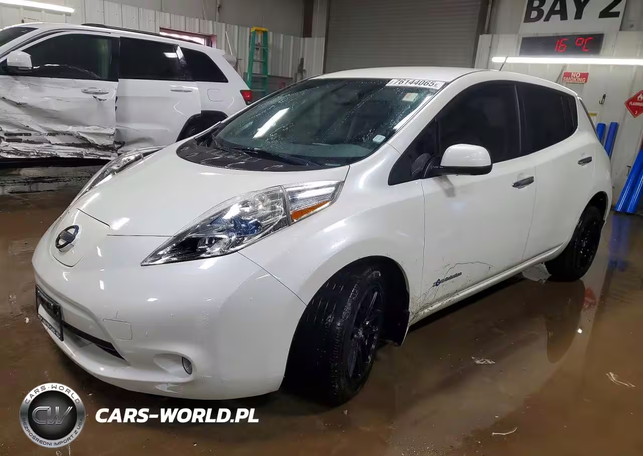 2013 Nissan Leaf S