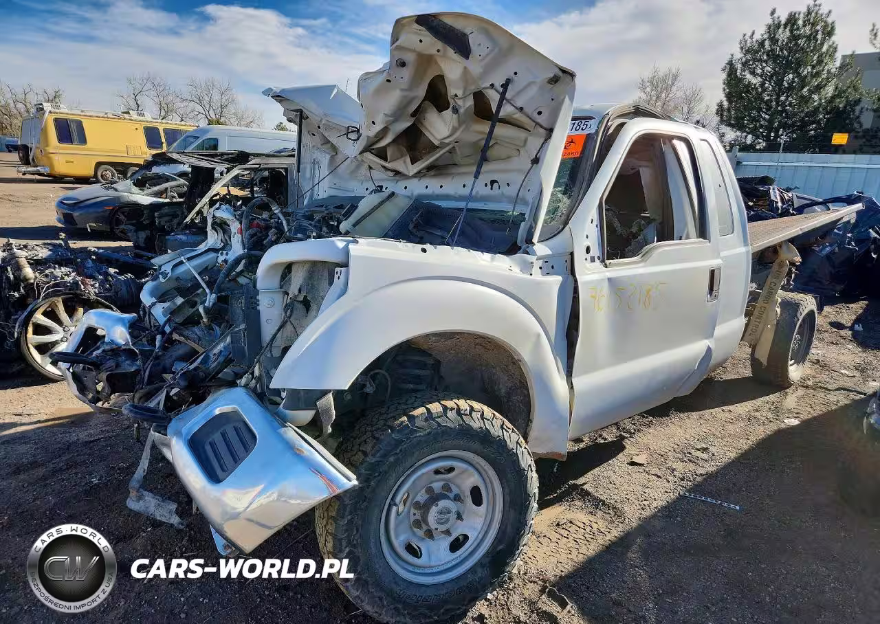 2016 Ford F250 Super Duty Flatbed Truck