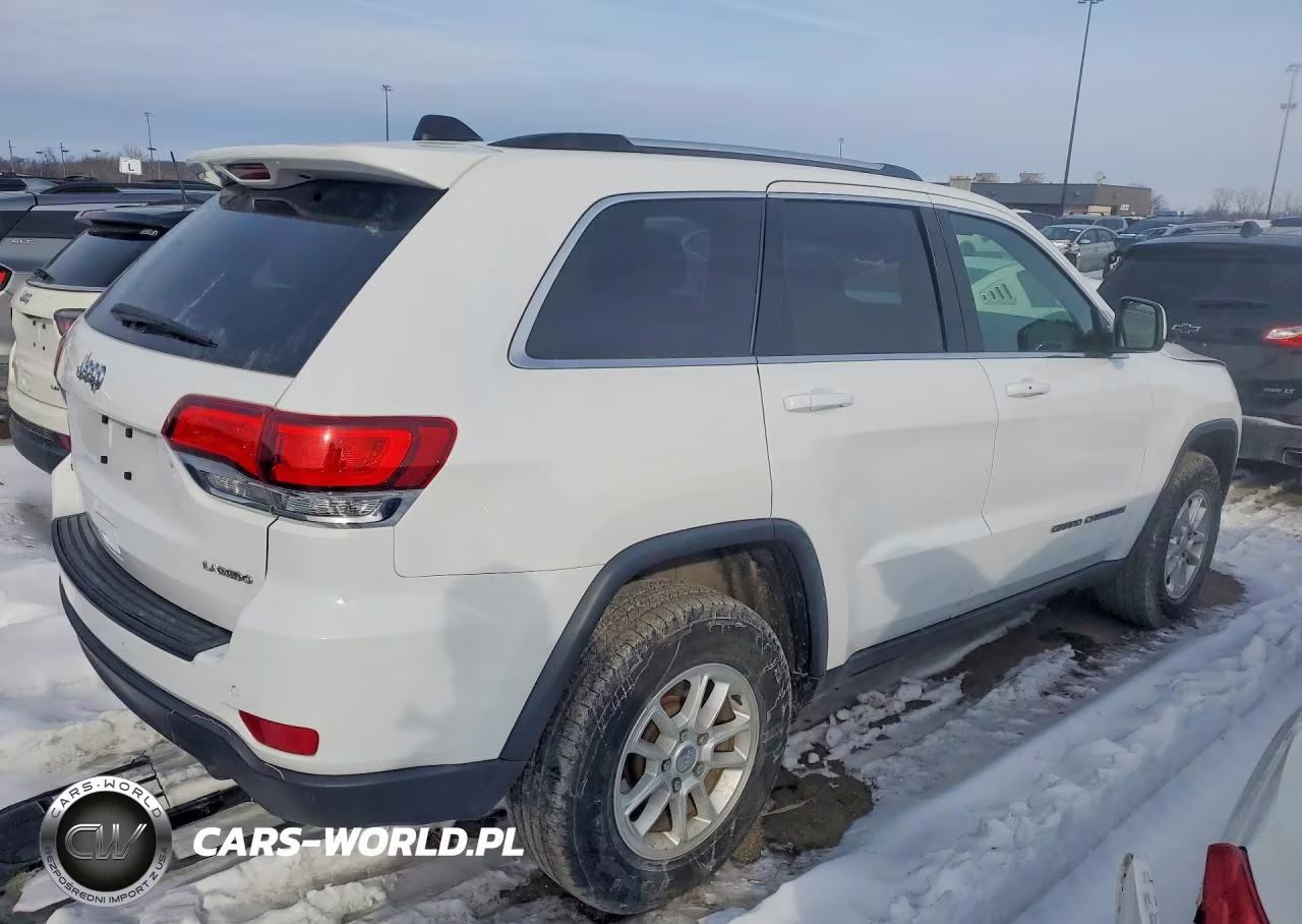 2020 Jeep Grand Cherokee Laredo VIN:1C4RJFAG0LC420623 - 3