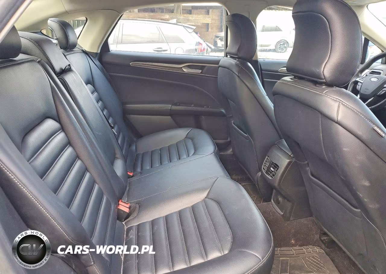 2019 Ford Fusion Sel VIN:3FA6P0CDXKR117615 - 10