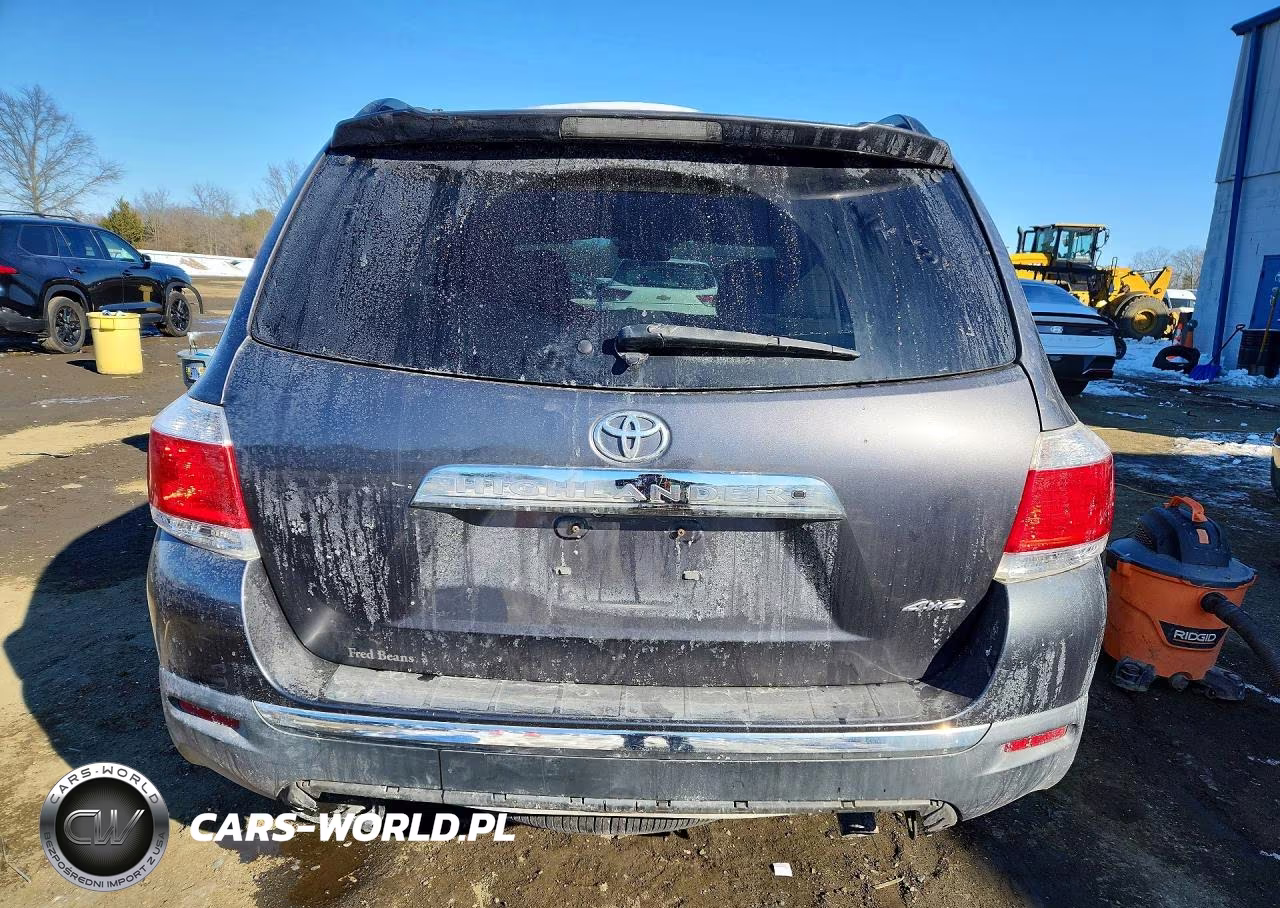 2013 Toyota Highlander Plus VIN:5TDBK3EH5DS248752 - 6