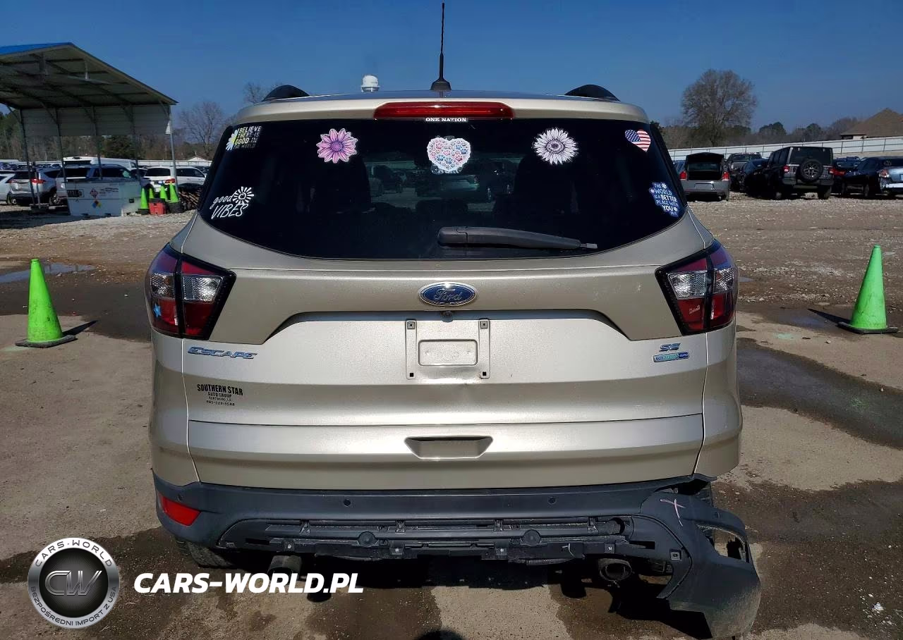 2017 Ford Escape Se VIN:1FMCU9GD3HUC30839 - 6