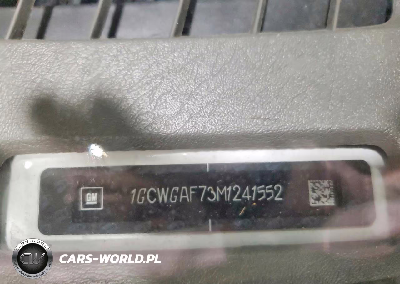 2021 Chevrolet Express G2500 VIN:1GCWGAF73M1241552 - 13