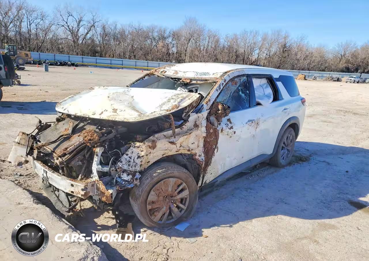 2024 Nissan Pathfinder S