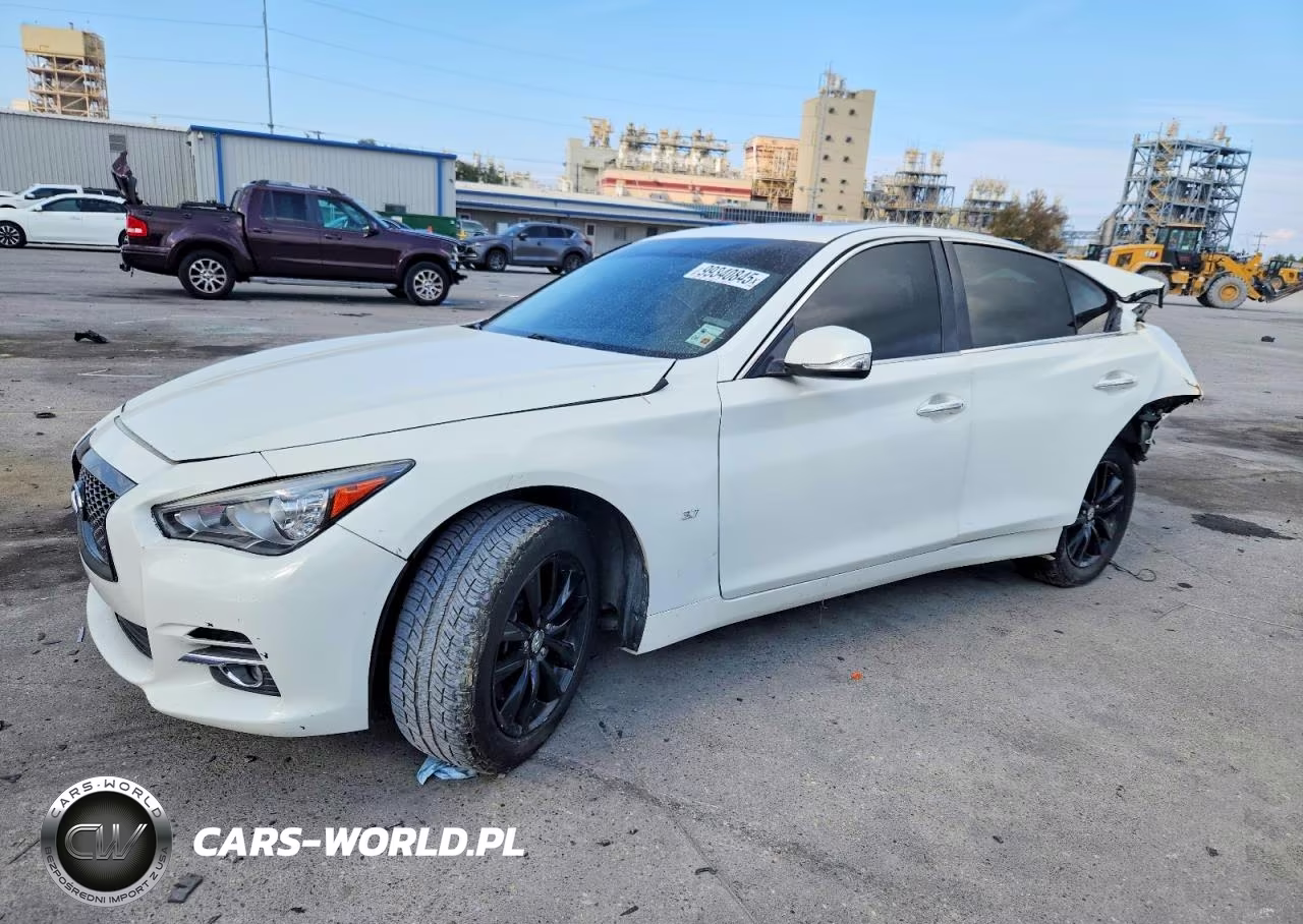 2015 Infiniti Q50 Base