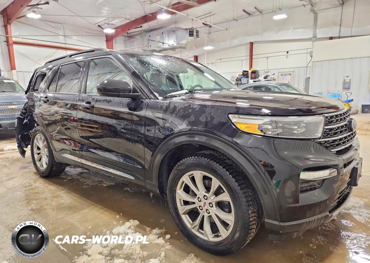 2020 Ford Explorer Xlt VIN:1FMSK8DH2LGC76558 - 4