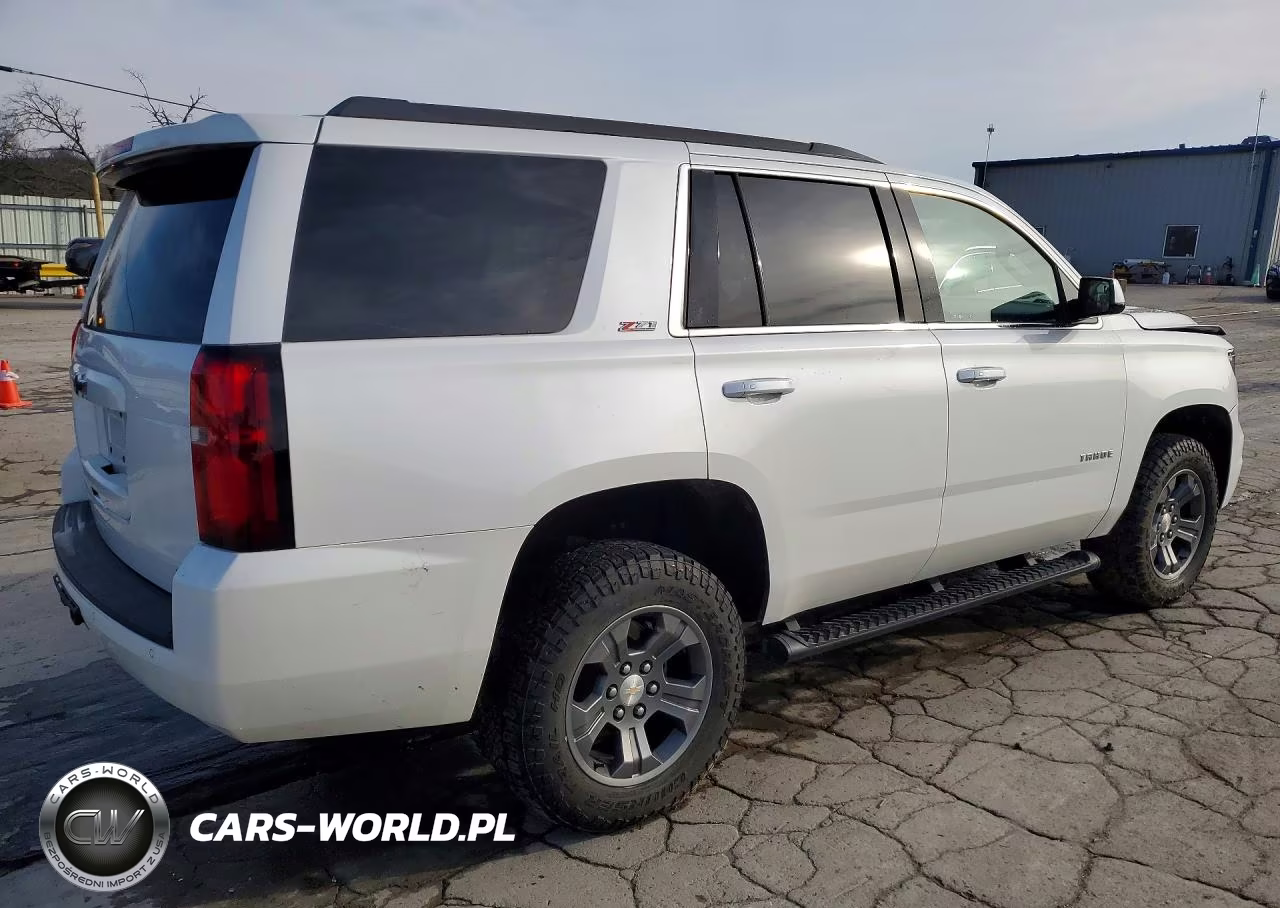2018 Chevrolet Tahoe K1500 Lt VIN:1GNSKBKC7JR348291 - 3