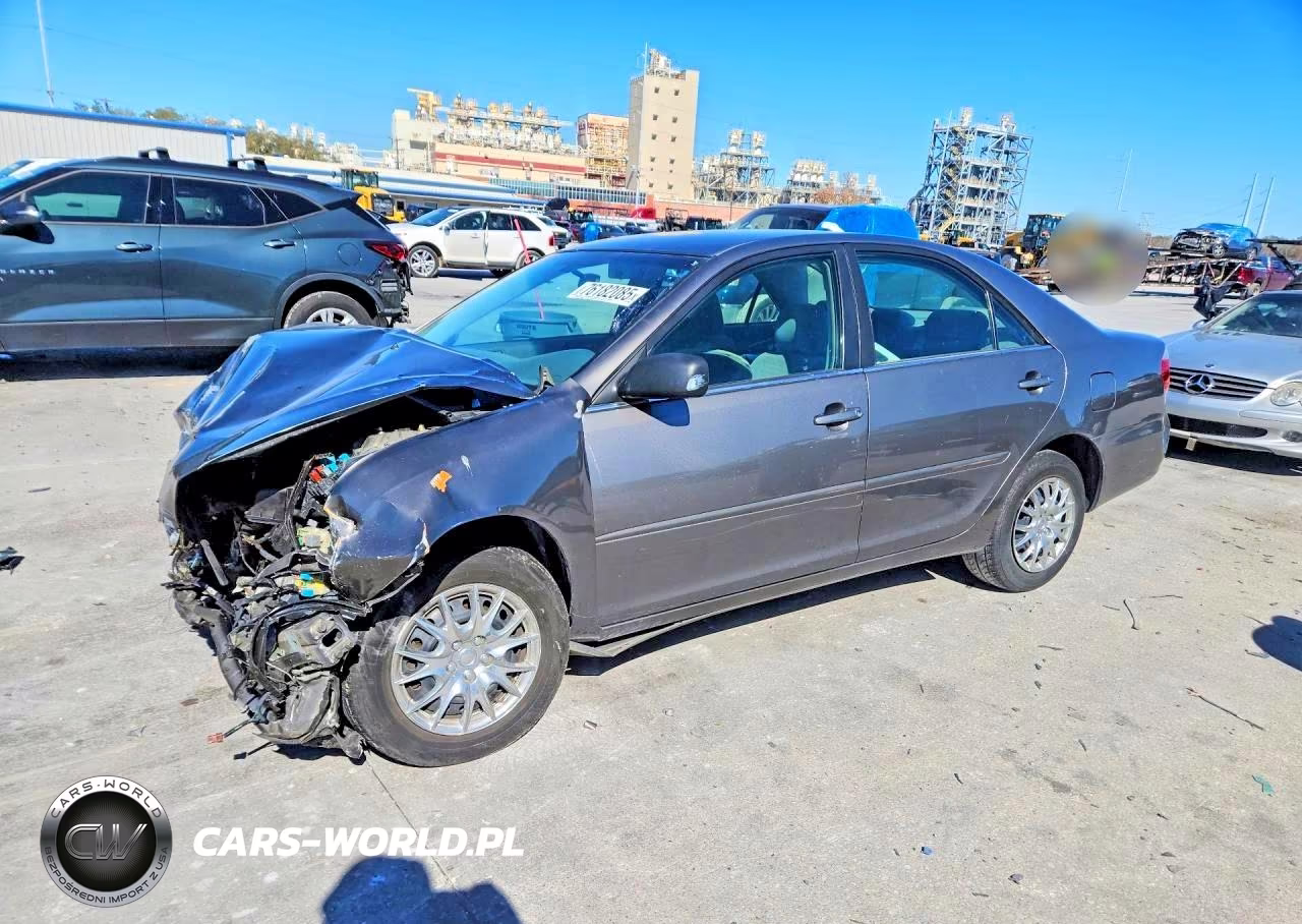 2005 Toyota Camry Le