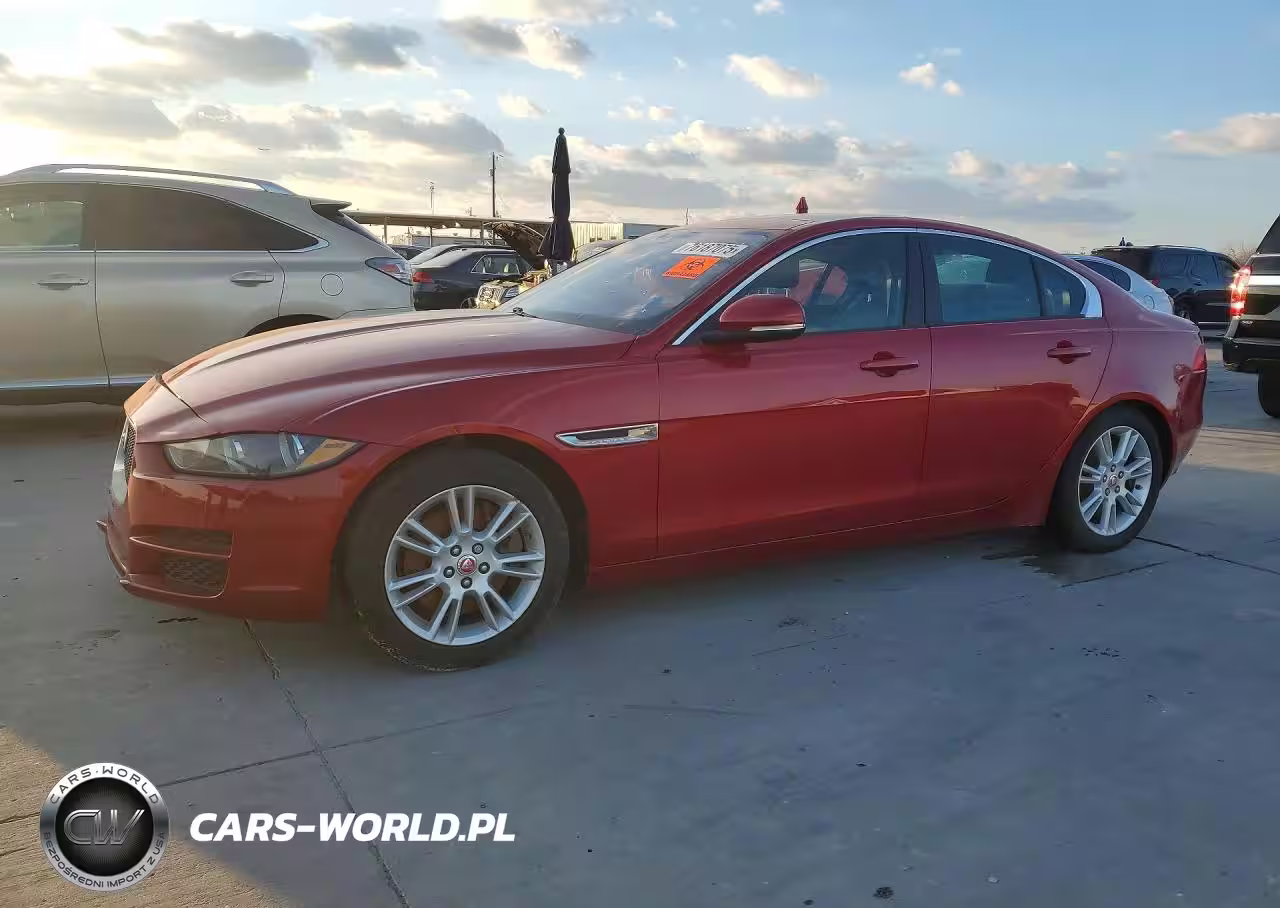 2018 Jaguar Xe Premium