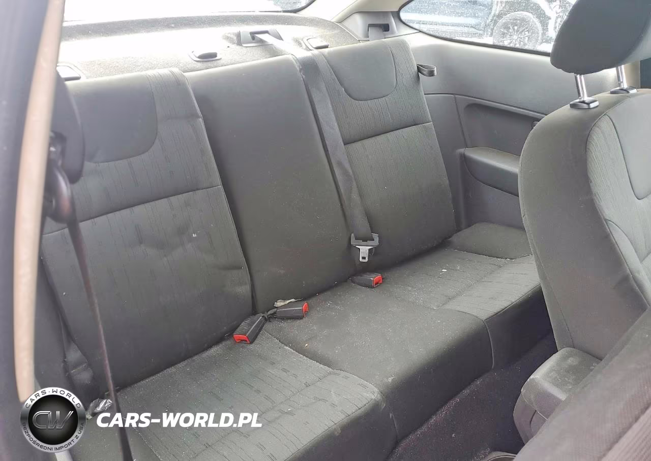 2008 Ford Focus Se VIN:1FAHP33N48W169038 - 10