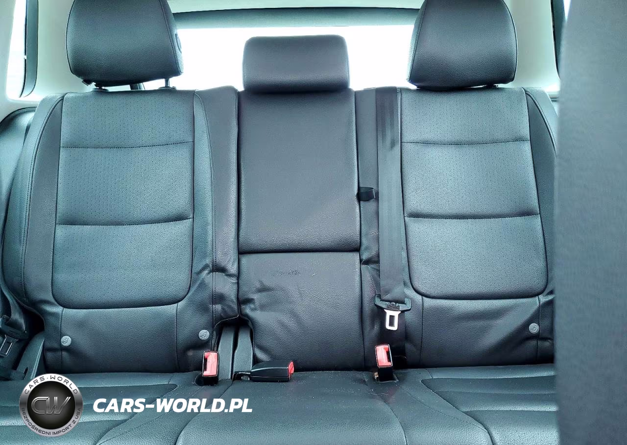 2015 Volkswagen Tiguan S VIN:WVGAV7AX3FW507857 - 10
