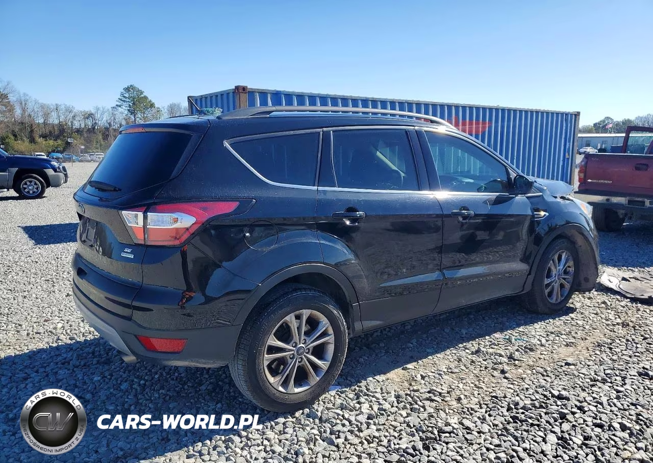 2018 Ford Escape Se VIN:1FMCU0GD4JUC57369 - 3