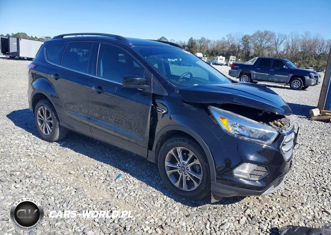 2018 Ford Escape Se VIN:1FMCU0GD4JUC57369 - 4