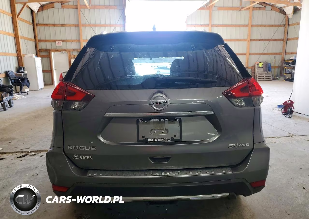 2018 Nissan Rogue S VIN:JN8AT2MV2JW349144 - 6