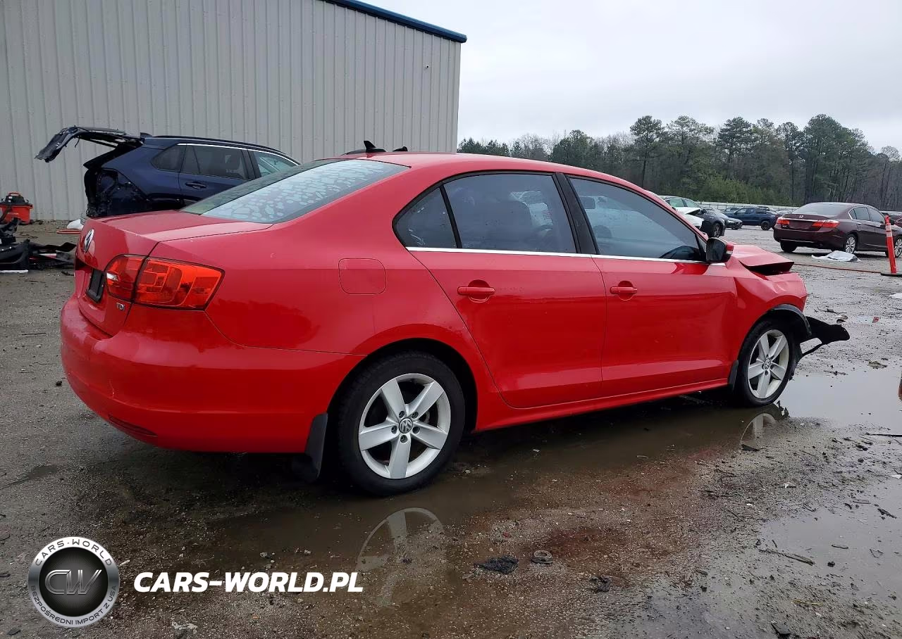 2013 Volkswagen Jetta Tdi VIN:3VWLL7AJ3DM421442 - 3