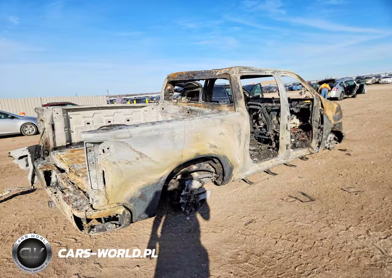 2022 Chevrolet Silverado K1500 Lt Trail Boss VIN:3GCUDFED6NG518413 - 3