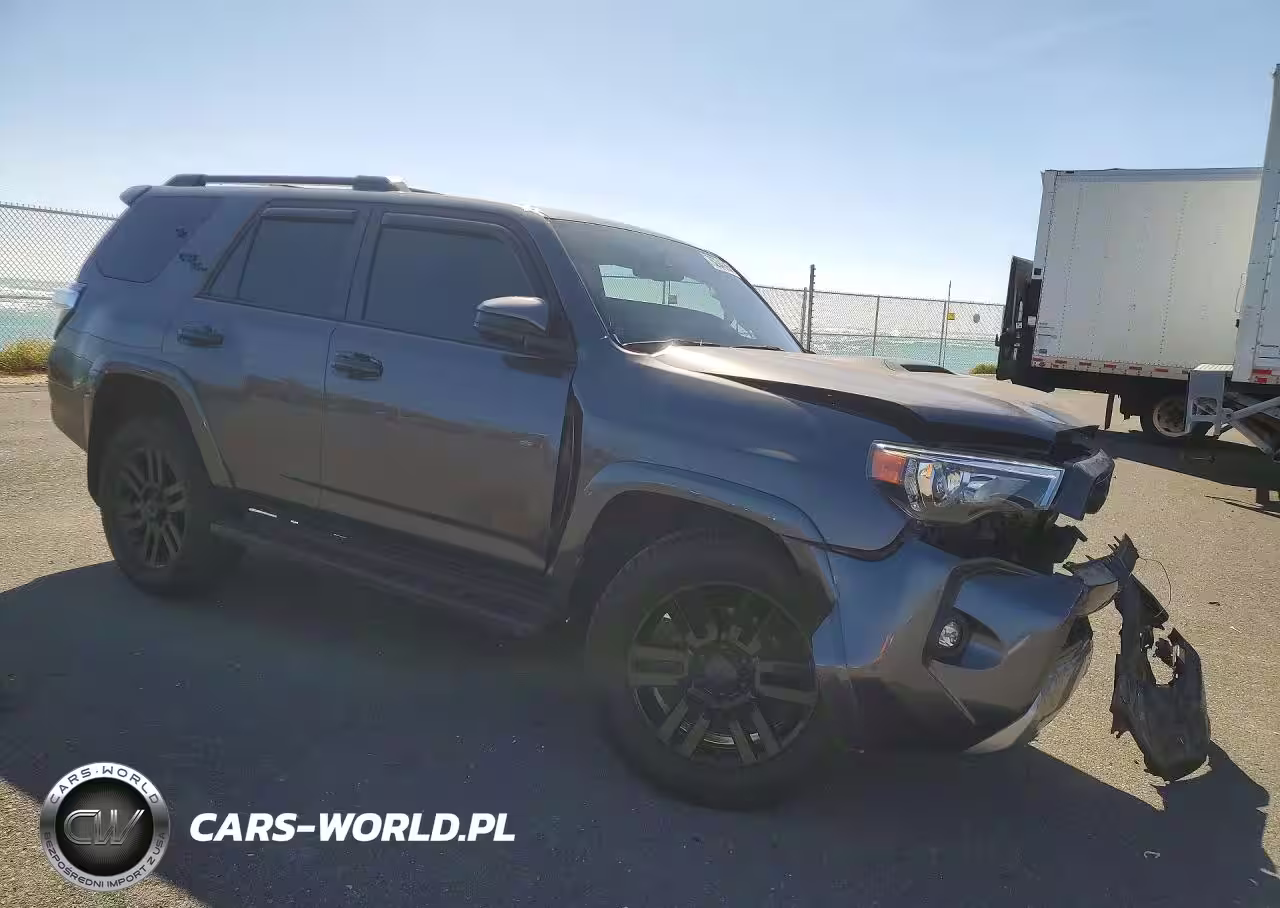 2022 Toyota 4Runner VIN:JTEPU5JR2N6001700 - 4