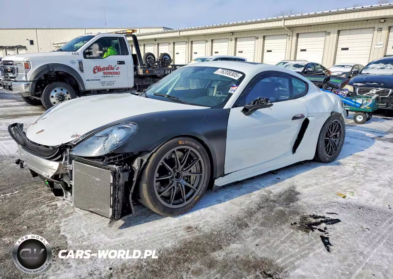 2020 Porsche Cayman Gt4