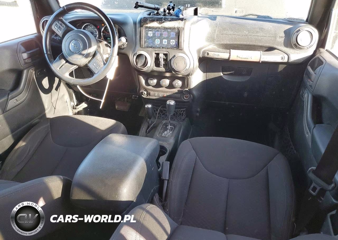 2017 Jeep Wrangler Unlimited Sport VIN:1C4BJWDG9HL639634 - 8