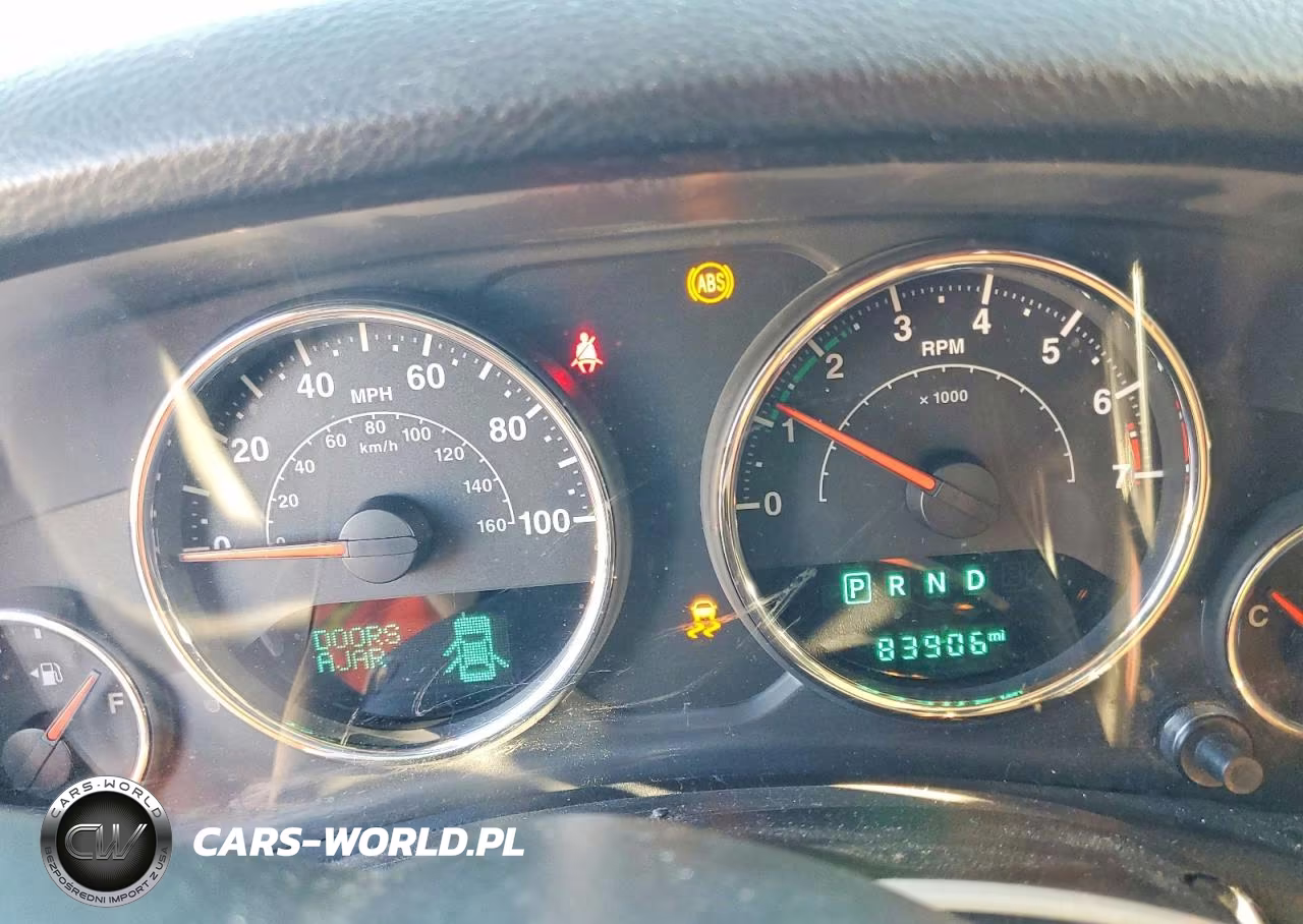 2017 Jeep Wrangler Unlimited Sport VIN:1C4BJWDG9HL639634 - 9