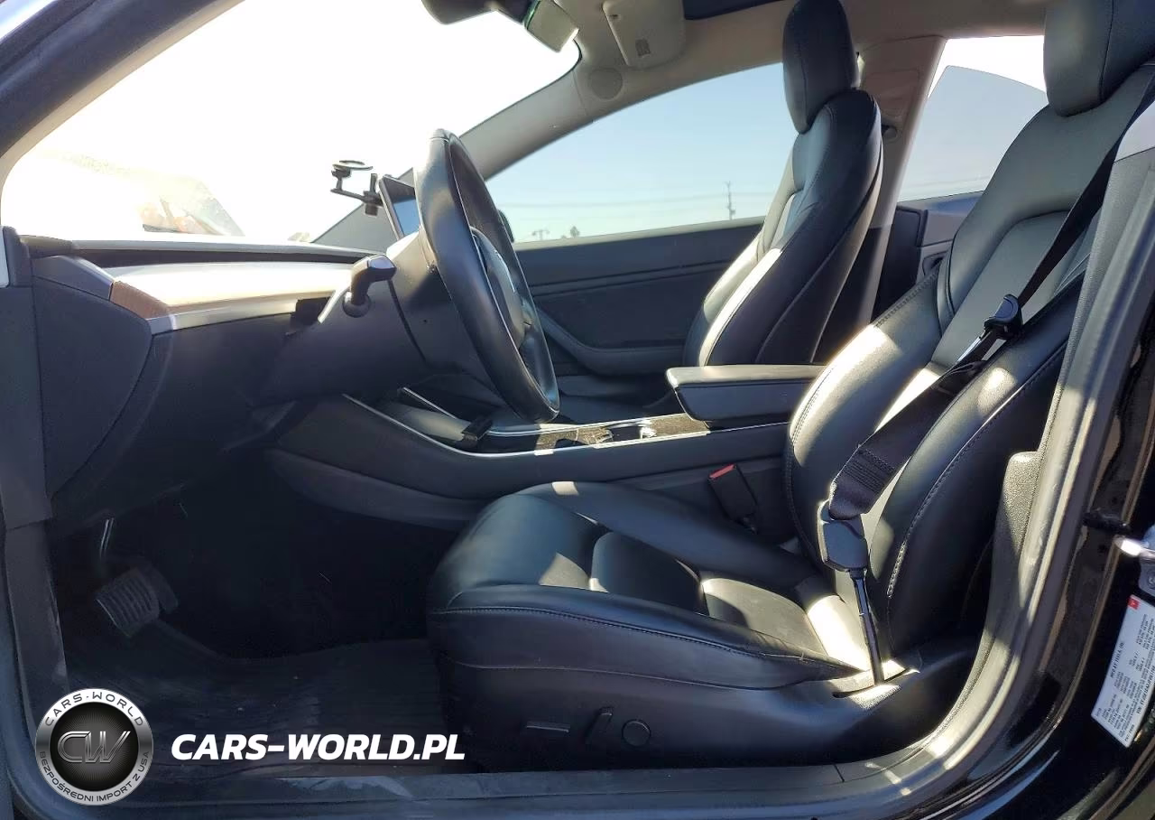 2018 Tesla Model 3 VIN:5YJ3E1EA2JF051766 - 7