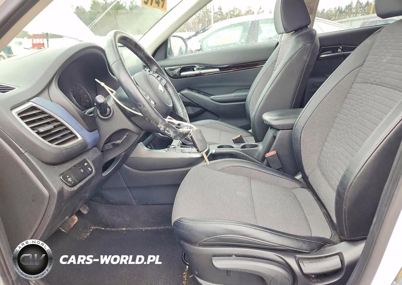 2021 Kia Seltos S VIN:KNDEUCAA1M7043536 - 7