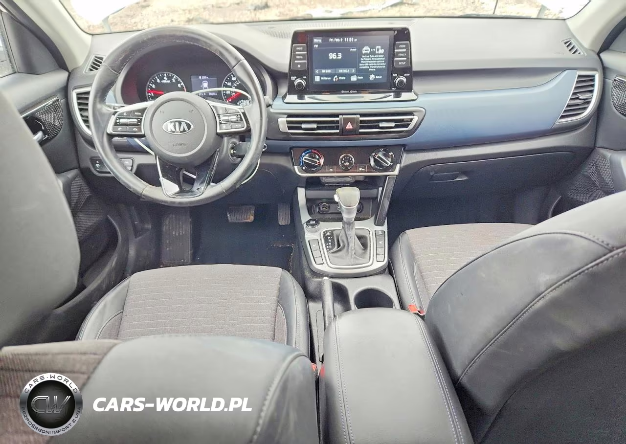 2021 Kia Seltos S VIN:KNDEUCAA1M7043536 - 8