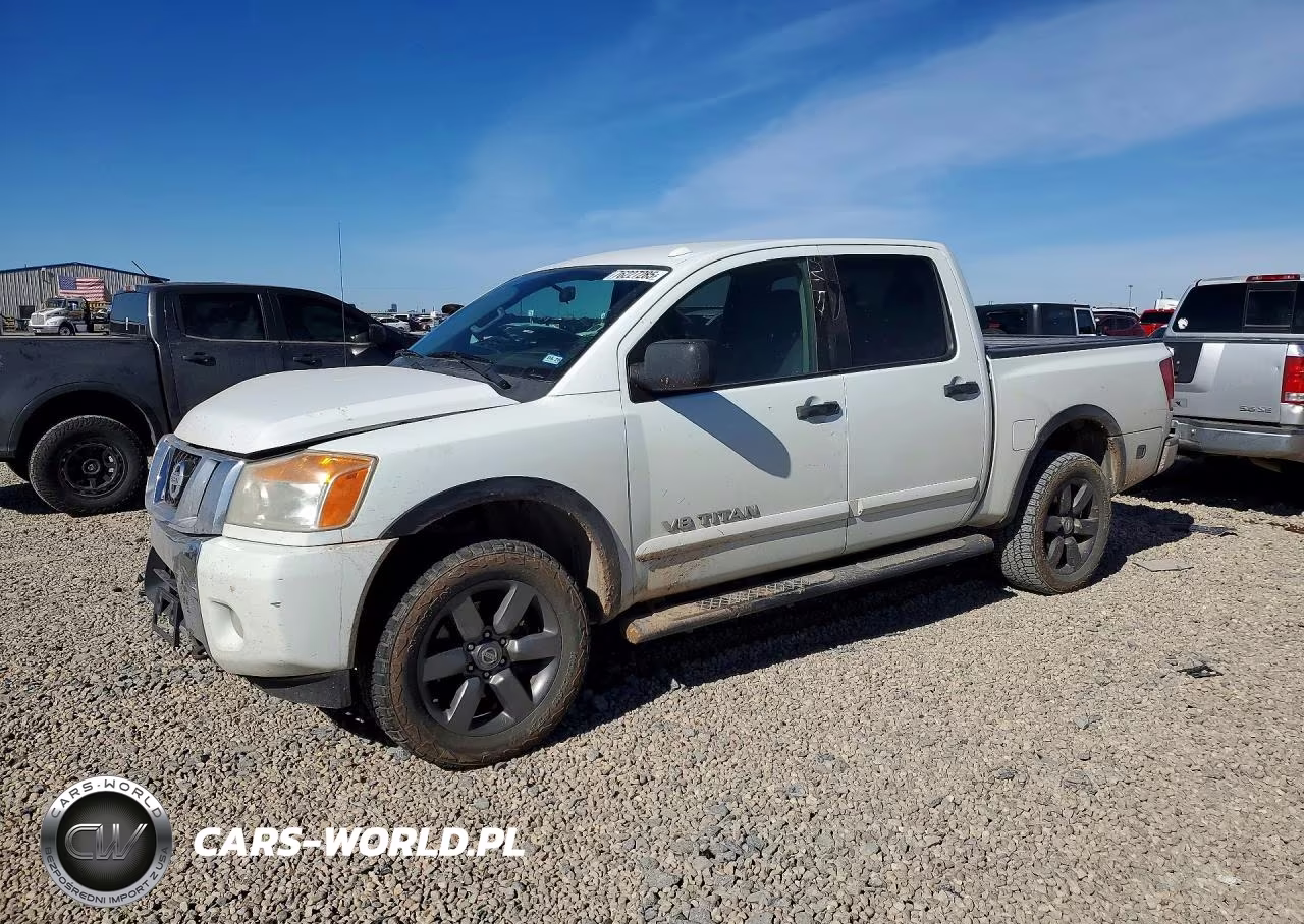 2015 Nissan Titan Sv