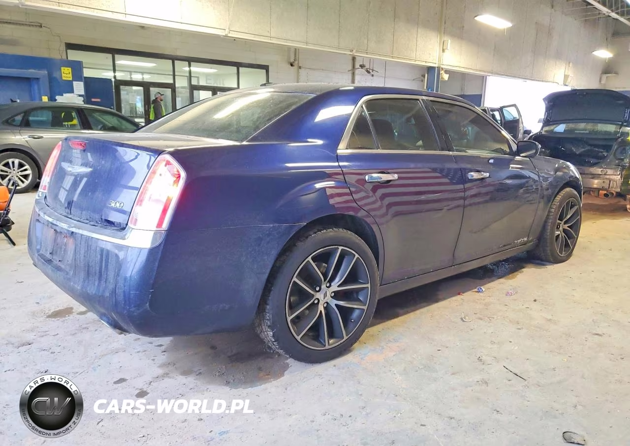 2014 Chrysler 300 VIN:2C3CCARG5EH378154 - 3