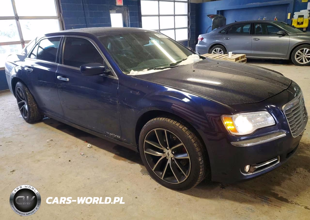 2014 Chrysler 300 VIN:2C3CCARG5EH378154 - 4