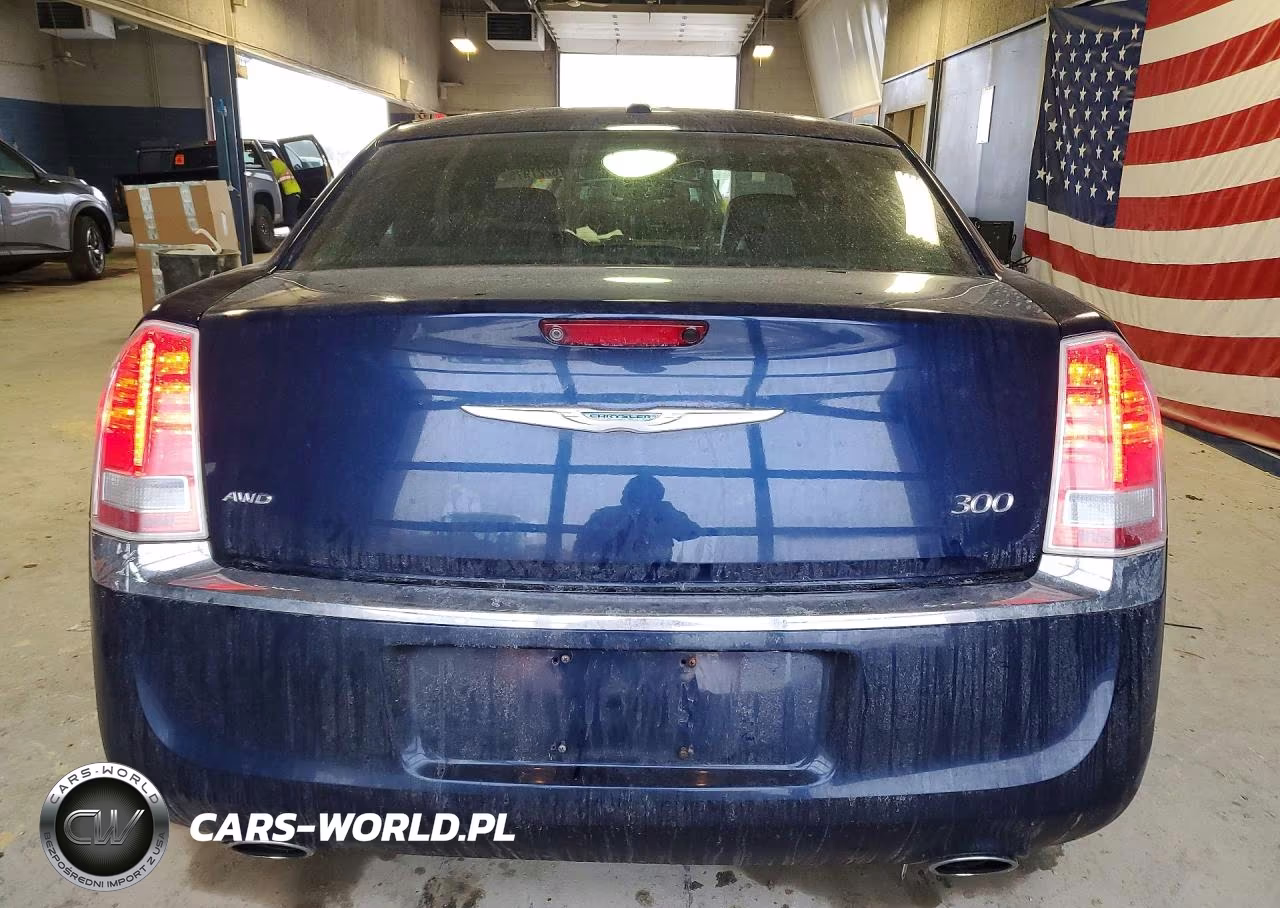 2014 Chrysler 300 VIN:2C3CCARG5EH378154 - 6