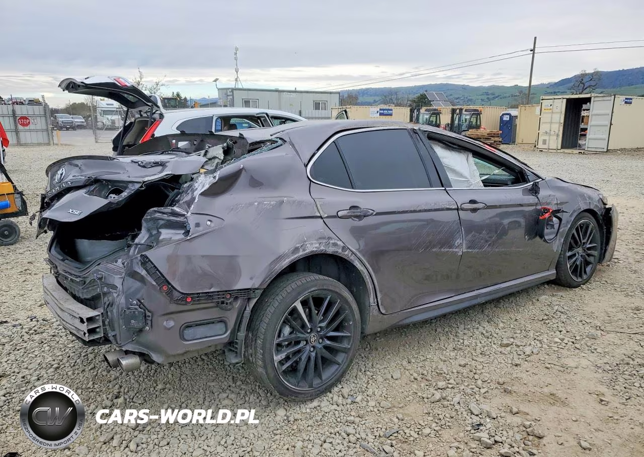 2023 Toyota Camry Xse VIN:4T1K61AK7PU721072 - 3
