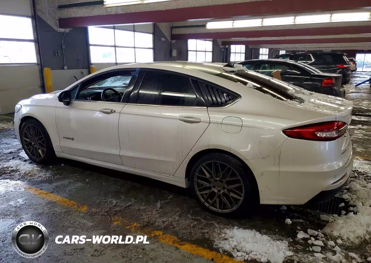2019 Ford Fusion Se VIN:3FA6P0LU4KR206273 - 2