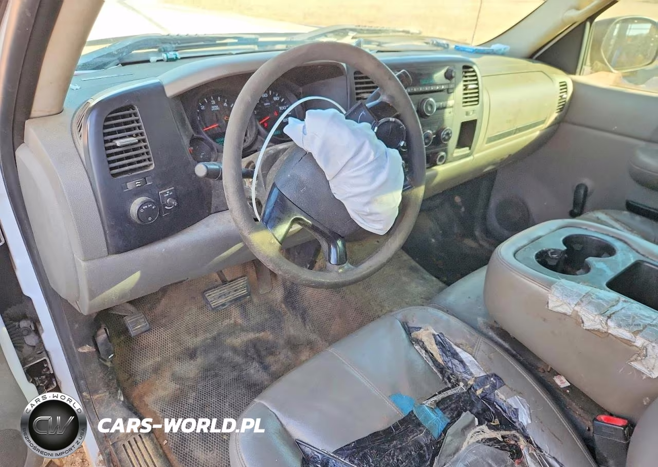 2008 Chevrolet Silverado C1500 VIN:1GCEC14XX8Z219114 - 8