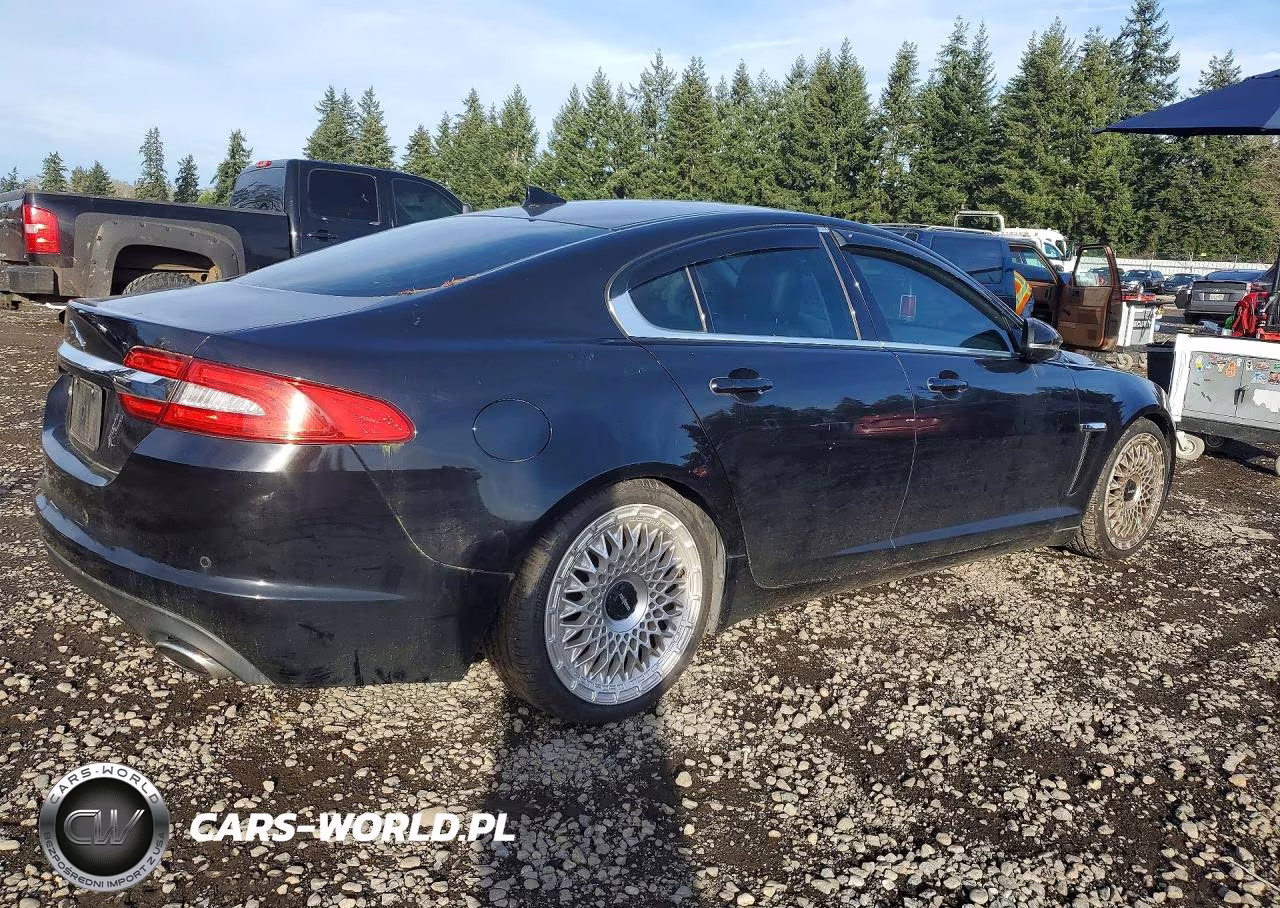 2013 Jaguar Xf VIN:SAJWA0ES7DPU00685 - 3