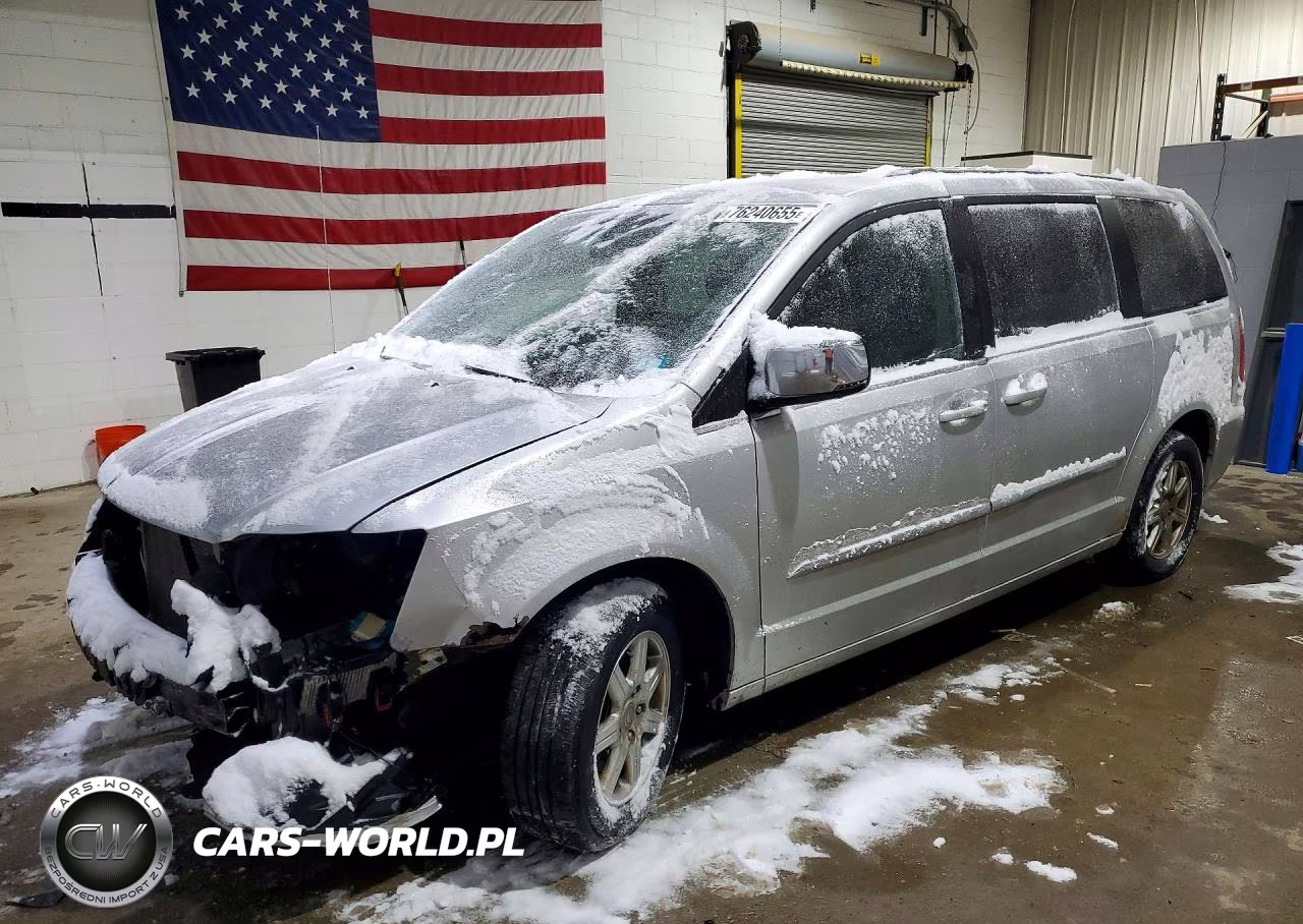 2012 Chrysler Town & Country Touring L – zdjęcie 1 z 14
