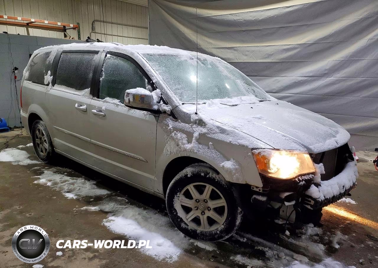 2012 Chrysler Town & Country Touring L VIN:2C4RC1CG5CR156543 - 4