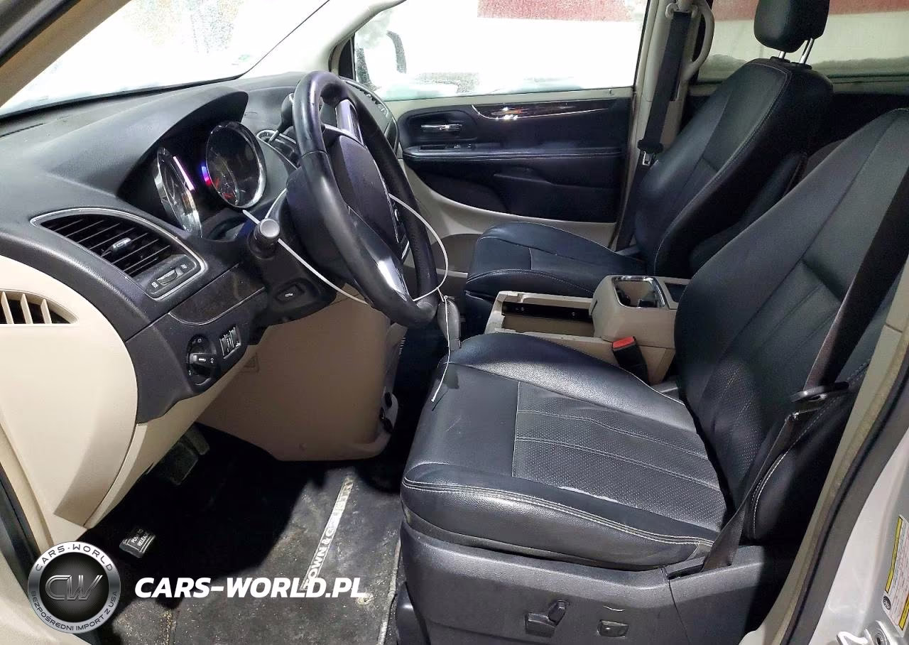 2012 Chrysler Town & Country Touring L VIN:2C4RC1CG5CR156543 - 7