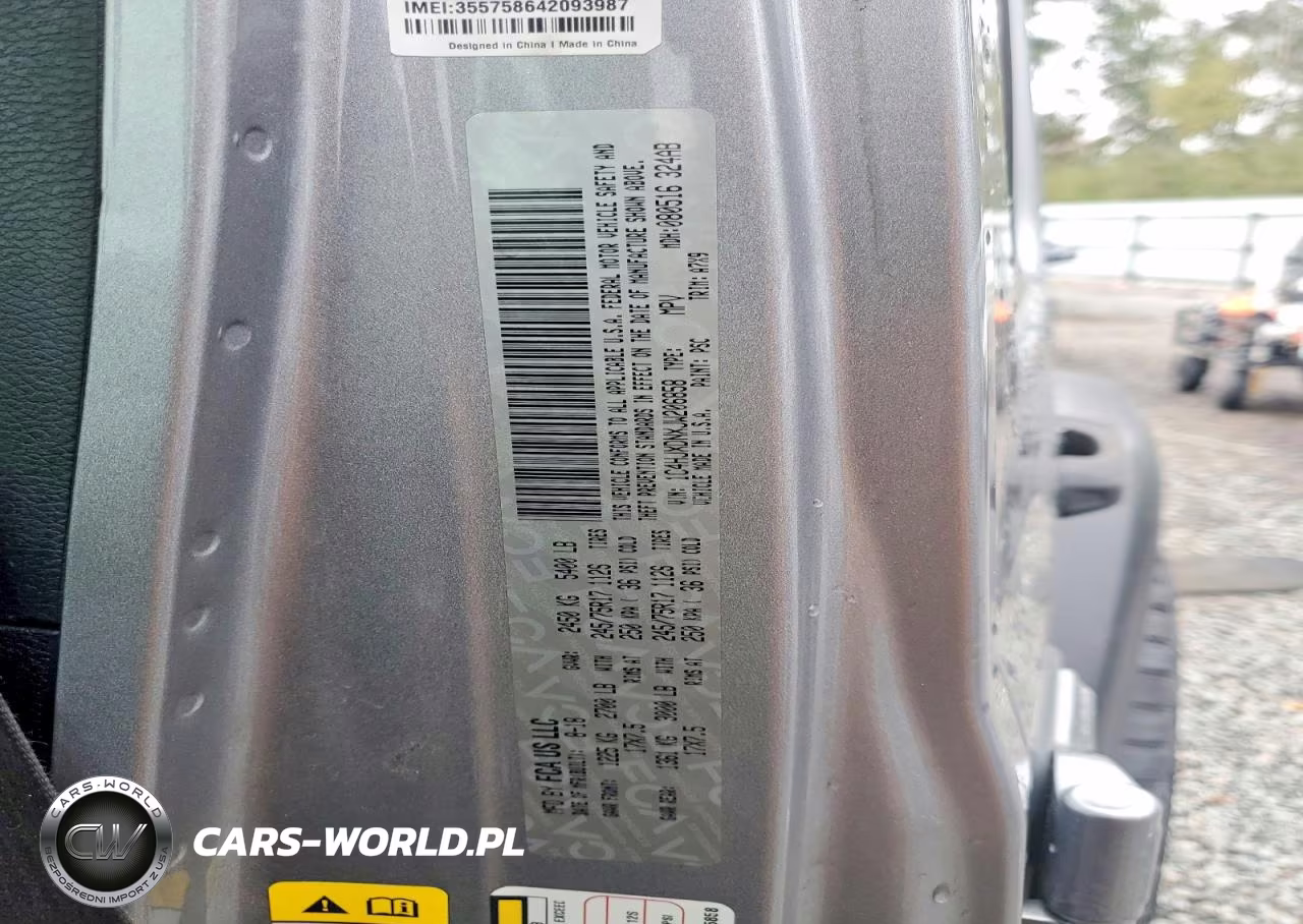 2018 Jeep Wrangler Unlimited Sport VIN:1C4HJXDNXJW206858 - 13