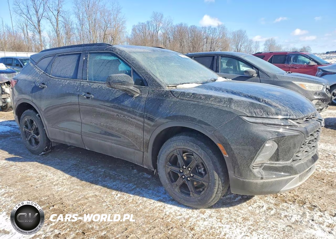2025 Chevrolet Blazer 2Lt VIN:3GNKBHR48SS166065 - 4