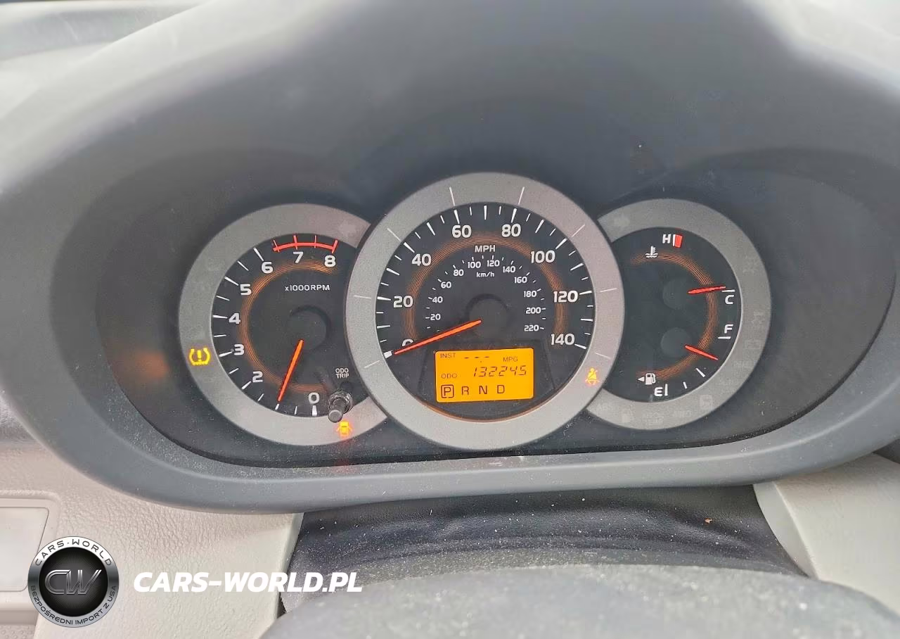 2011 Toyota Rav4 VIN:2T3ZF4DV3BW096868 - 9