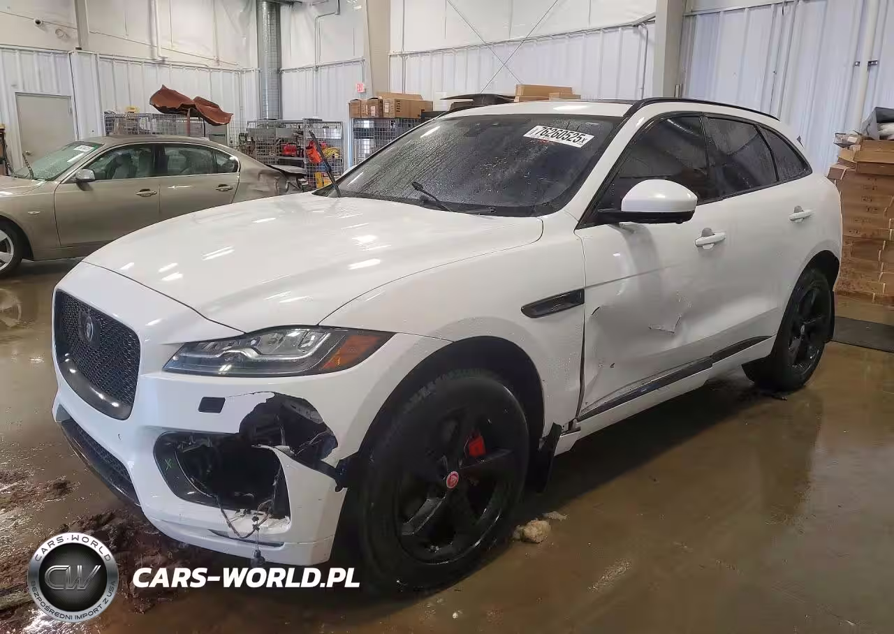 2017 Jaguar F-Pace S